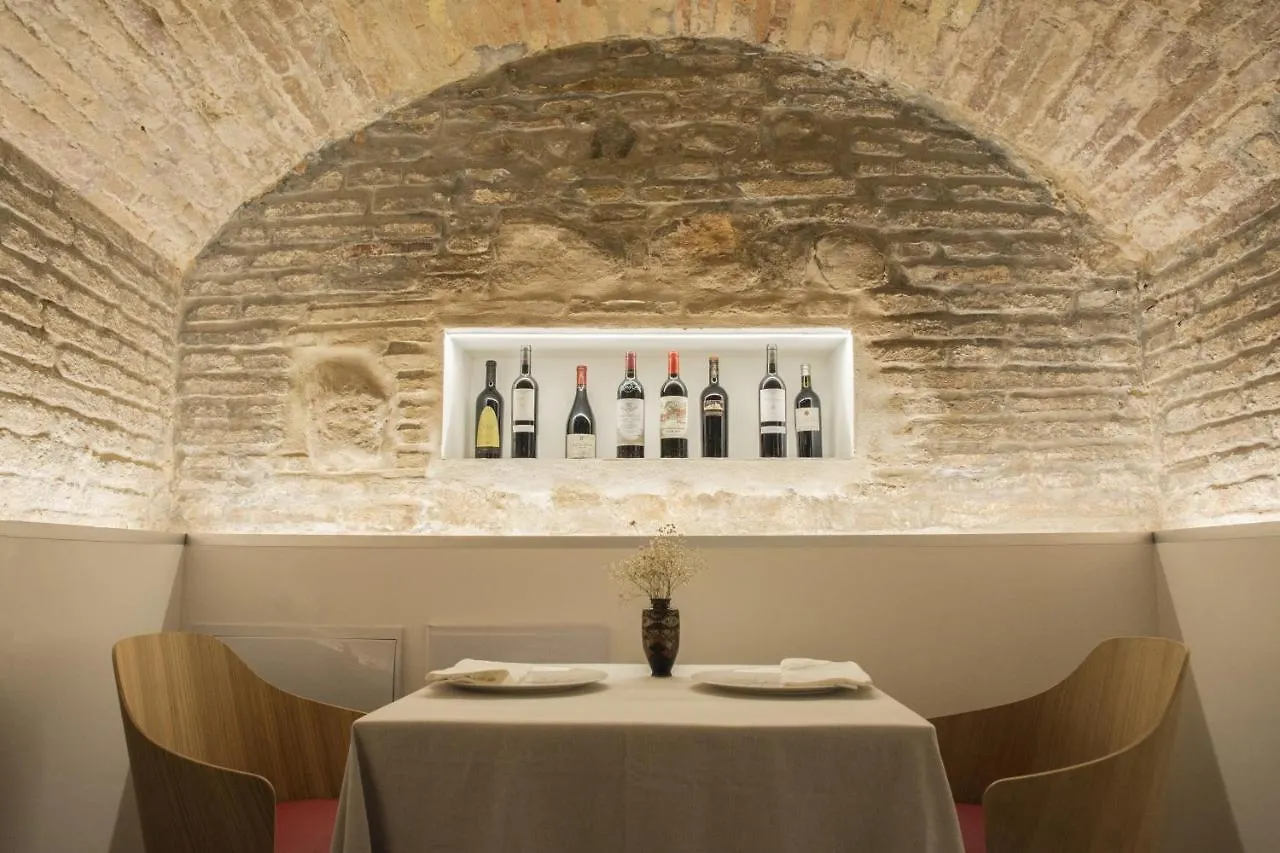 Hotel Oleum - Parking Gratuito Reserva Previa Andujar