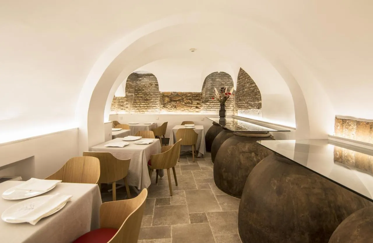 Hotel Oleum - Parking Gratuito Reserva Previa Andujar 4*,
