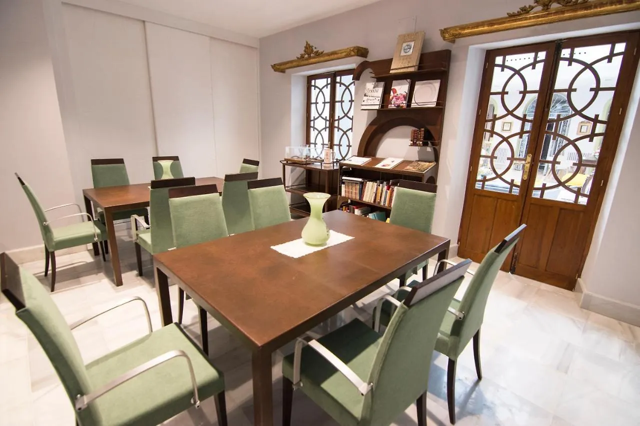 Hotel Oleum - Parking Gratuito Reserva Previa Andujar